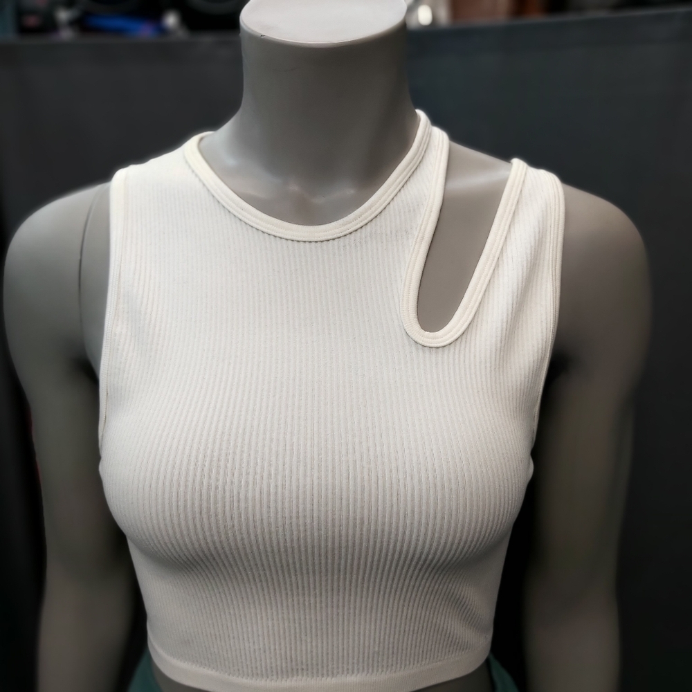 Forever 21 Cropped Ribbed Tank Top - Picture 8 of 9